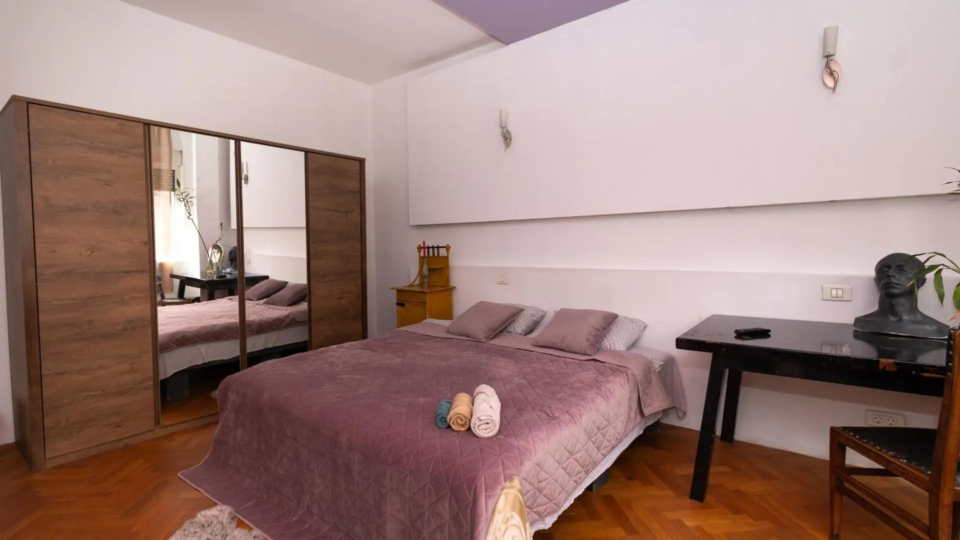 Pensiune Shared Retro Vintage Luxury Apartment Bucureşti